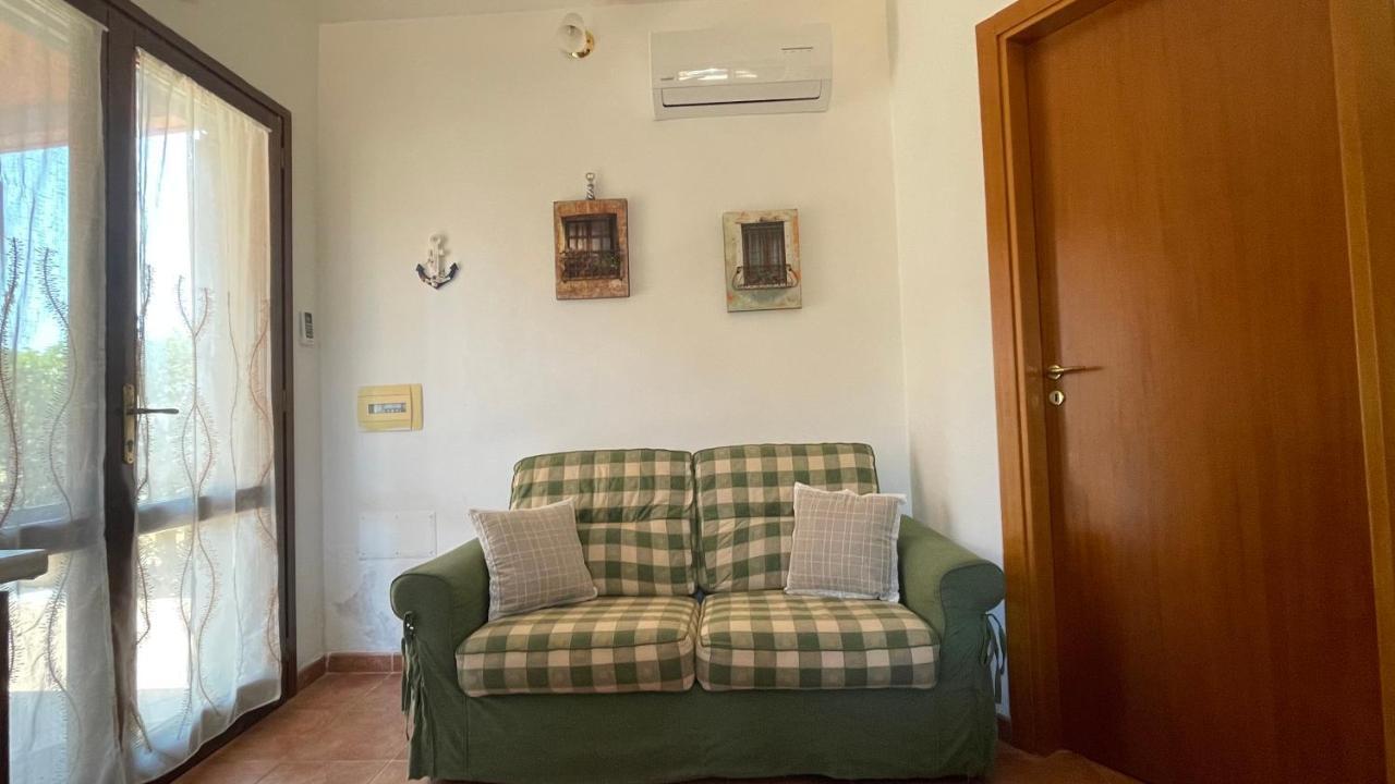 Vila Casa Malo' Ovile la Marinella Exteriér fotografie